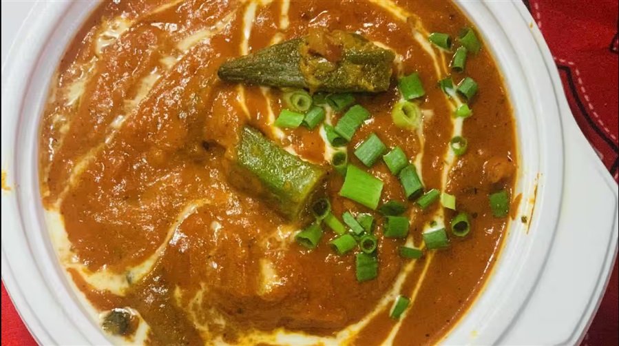 オクラチキンマサラカレー